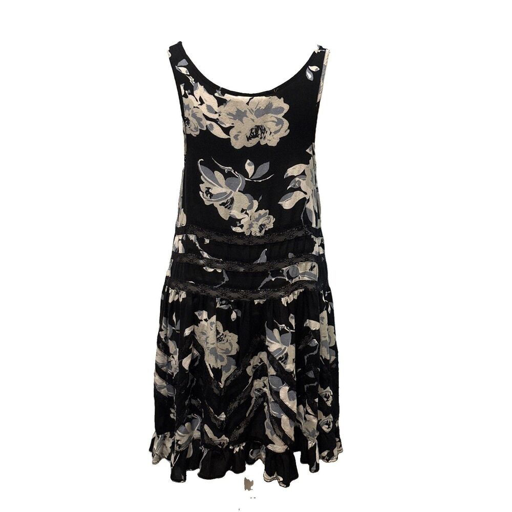 Intimately Free people Floral Mini Dress XS Lace Insets. Handkerchief Hem - Picture 5 of 6